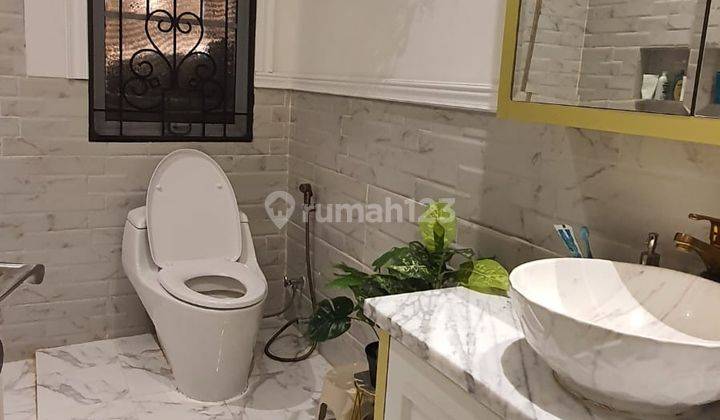 Rumah Alicante Gading Serpong Sudah Renovasi, Semi Furnished, Siap Huni  2