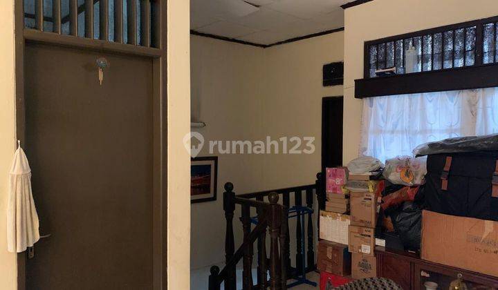 Rumah Komplek Larangan Indah Ciledug, Semi Furnished, Siap Huni 2