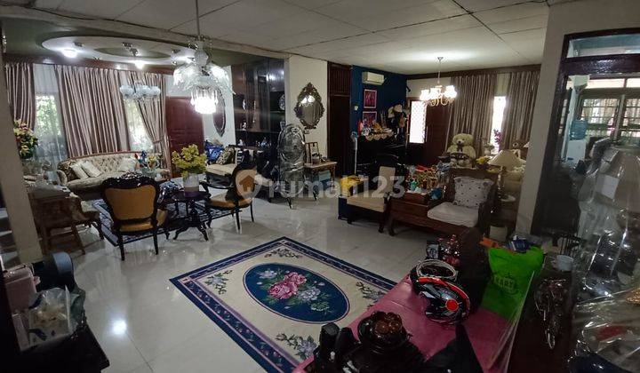 Rumah Kedoya Baru Semi Furnished Siap Huni 1