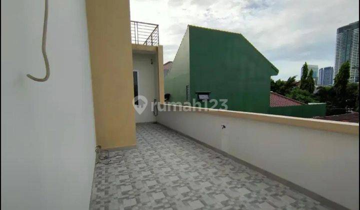 Rumah Taman Meruya Ilir Semi Furnished Siap Huni 2