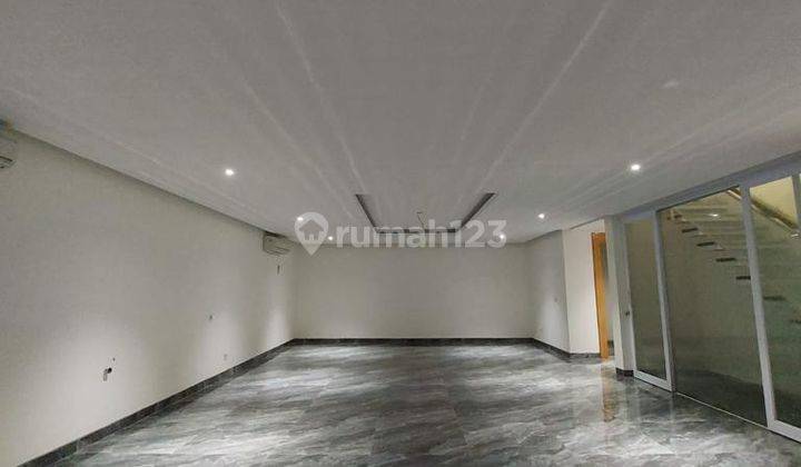 Rumah Pondok Indah Semi Furnished Ada Lift Dan Pool Siap Huni 2