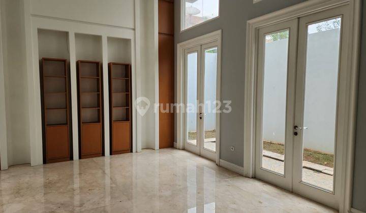 Rumah Taman Beverly Hills Karawaci Semi Furnished Siap Huni 2