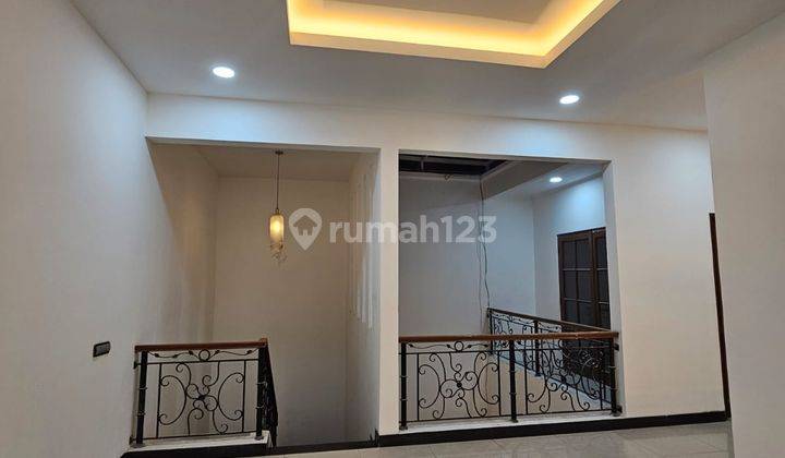 Rumah Pondok Indah Semi Furnished Siap Huni 2