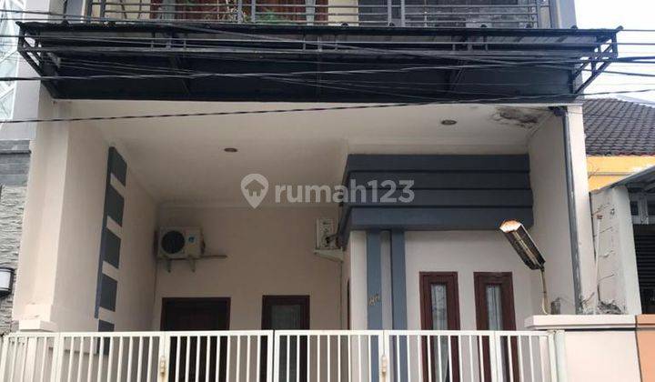 Rumah 2 Lantai Bagus di Semampir Tengah, Surabaya 1