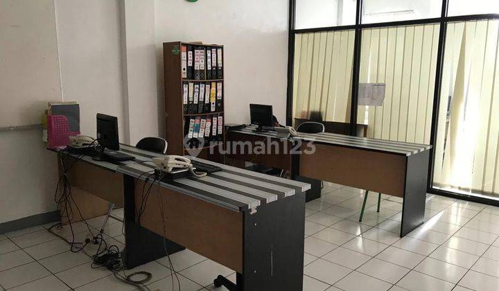 Ruko Disewakan Murah 0 Jalan Raya di Jl. Veteran, Bojonegoro 2