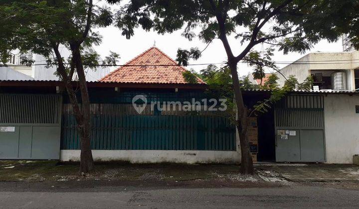 Rumah Bagus di Jalan Kemuning, Surabaya Dijual Murah 1