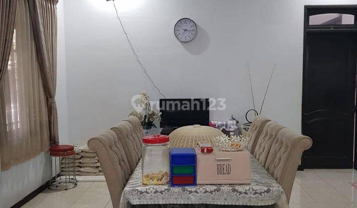 ruang makan rumah dijual puri indah sidoarjo