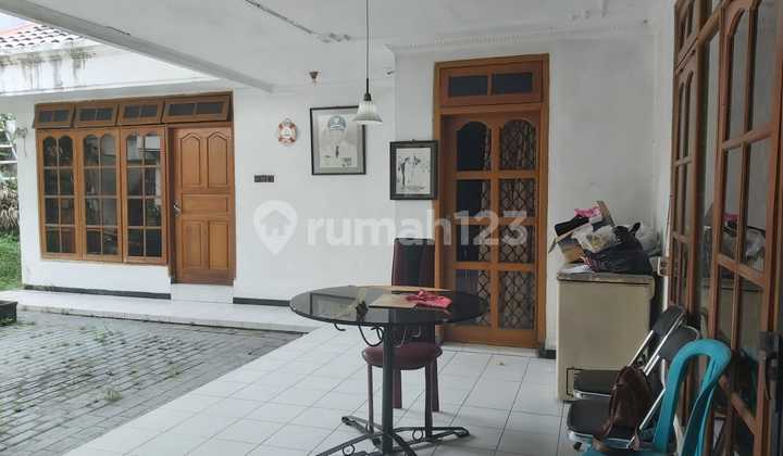 RUMAH DIJUAL DI DHARMAHUSADA INDAH SURABAYA RUMAH DIJUAL DI DHARMAHUSADA INDAH SURABAYA
