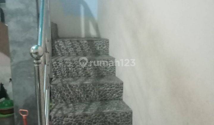 foto lainnya rumah 2 lantai shm di