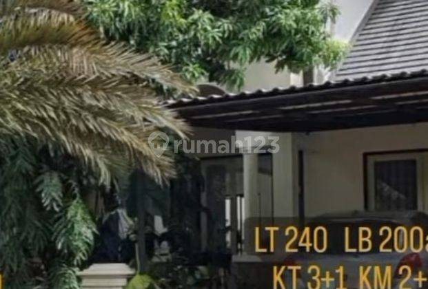 Dijual Cepat Rumah Dekat Taman Di Kota Wisata 1