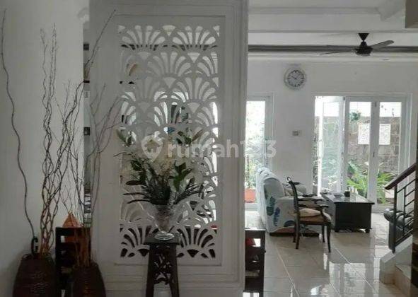 Dijual Cepat Rumah 2,5Lantai Rapih Cantik 2