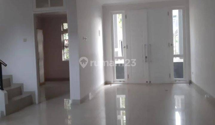 Dijual Rumah Cantik Murah di Kota Wisata 1