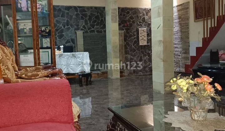 Jual Cepat Rumah Bertingkat Cantik Siap Huni 2