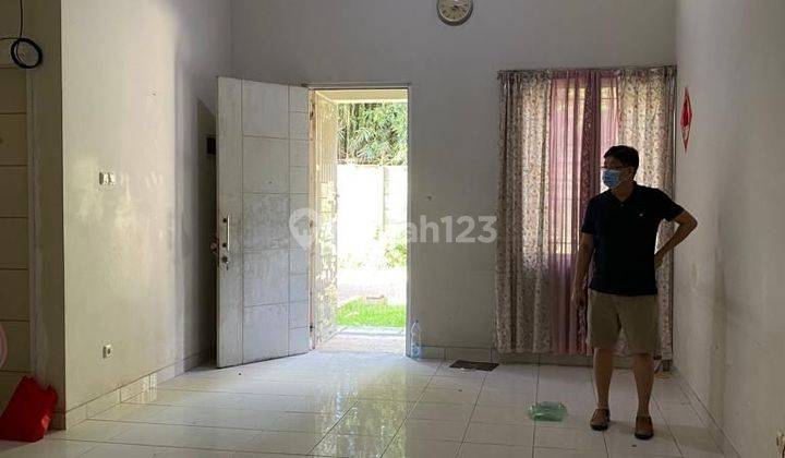 Jual Cepat Rumah Mungil lt 105 di Kota Wisata 2