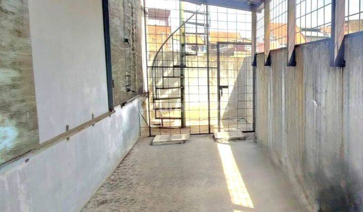 Gudang Dan Rumah di Sayap Cikawao, Bandung 9