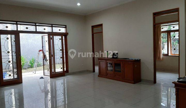 Rumah Bagus SHM di Margacinta, Bandung 3