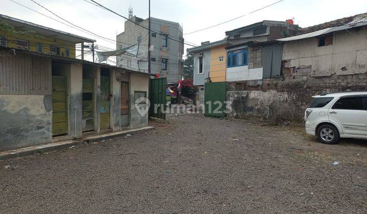 Gudang Bagus Halte Utara Rajawali, Bandung 1