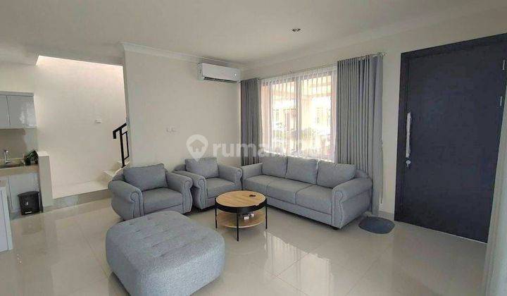 Rumah Bagus Semi Furnished di Podomoro Park, Bandung 1