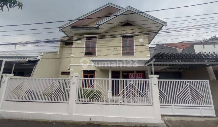 Rumah Bagus SHM 2 Lantai di Pasir Salam, Bandung 1