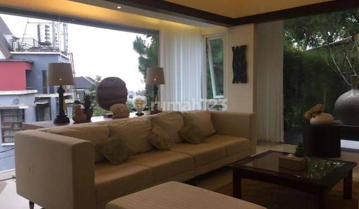 Rumah Lux Bagus 3 Lantai Shm Di Bukit Ligar Dago, Bandung 1