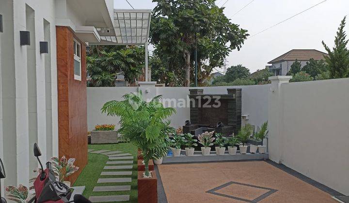 Rumah Lux Bagus Furnished SHM di Singgasana, Bandung 2