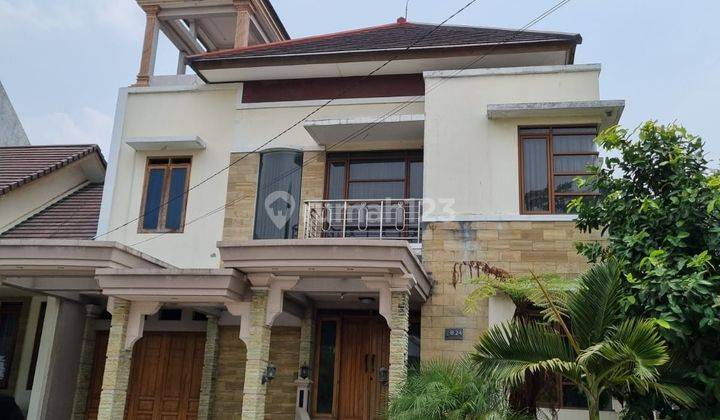 Rumah Lux Classic Bagus SHM di Cimareme, Bandung Barat 1