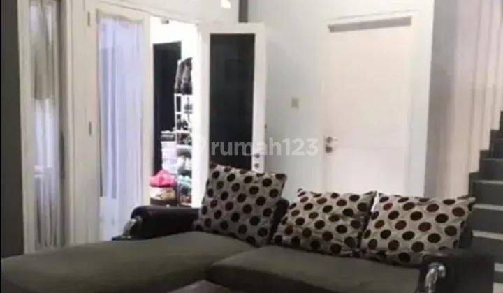 Rumah Lux Bagus SHM 3 Lantai di Komplek Antapani, Bandung 2