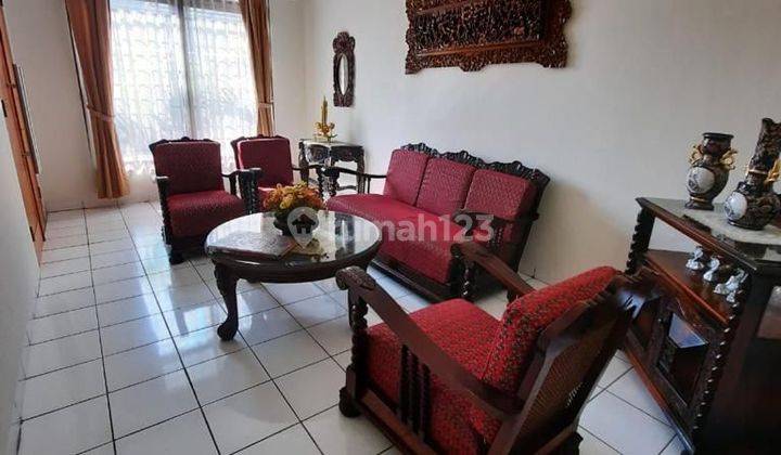 Rumah Bagus Semi Furnished di Gatot Subroto, Bandung 2