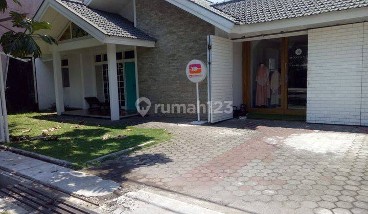 Rumah Bagus SHM di Jalan Salendro Turangga, Bandung 1