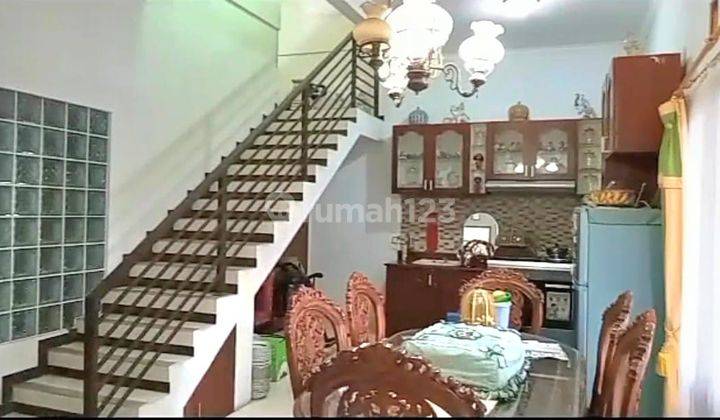 Rumah 2 Lantai Bagus SHM di Pondok Hijau, Bandung 2