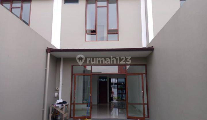 Rumah 2 Lantai Baru SHM di Komplek Leuwisari, Bandung 150m2 1