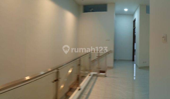 Rumah 2 Lantai Baru SHM di Komplek Leuwisari, Bandung 150m2 2