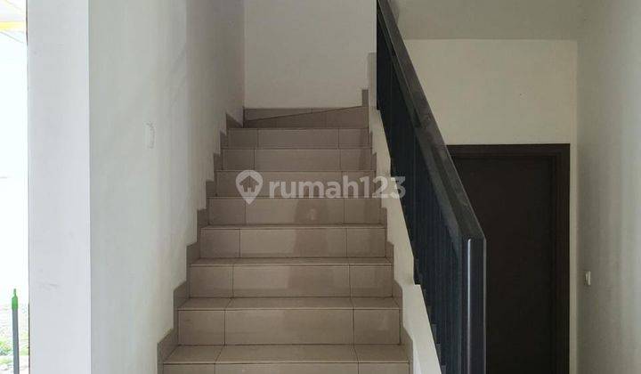 Rumah Bagus 2 Lantai di Summarecon, Bandung Cluster Btari 2