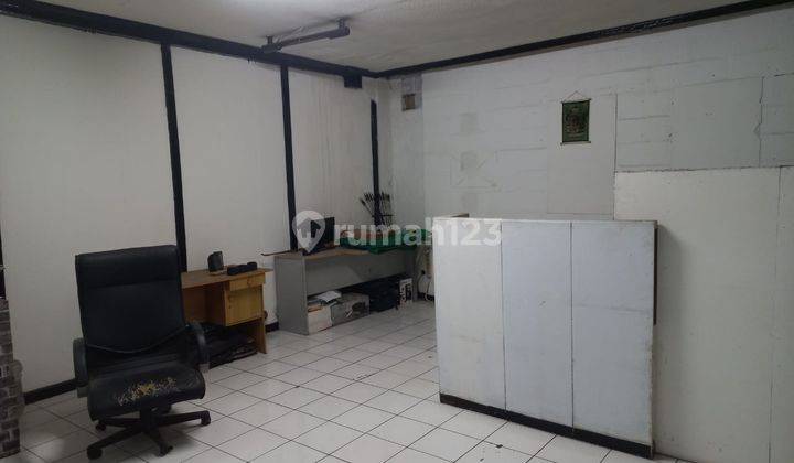 Gedung Kantor Aktif Strategis di Mainroad Naripan Bandung 2