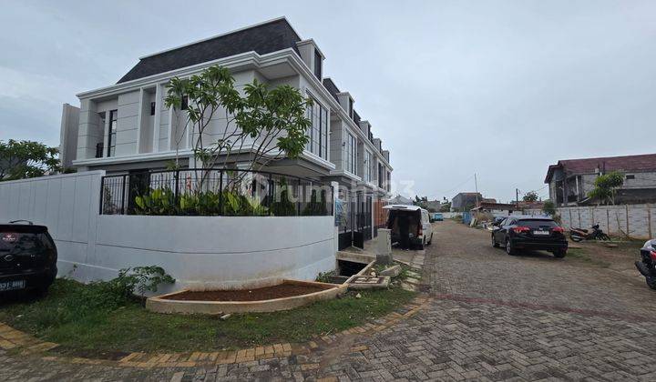 Dijual Rumah Gaya American Classic Di Citra Jakarta Barat  2