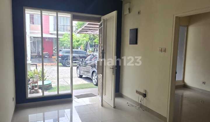 For Rent: Ready-to-Occupy Affordable Golf Lake House in Cengkareng, West Jakarta For Rent: Ready-to-Occupy Affordable Golf Lake House in Cengkareng, West Jakarta