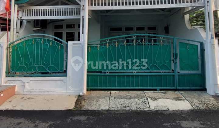 Rumah Siap Huni Dalam Komplek di Pondok Bambu Rumah Siap Huni Dalam Komplek di Pondok Bambu