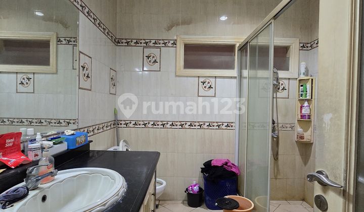 Rumah Secondary Dalam Komplek Cipinang Elok 2