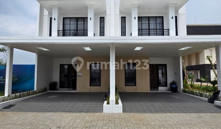 New House in a Cluster Near Toll Gate