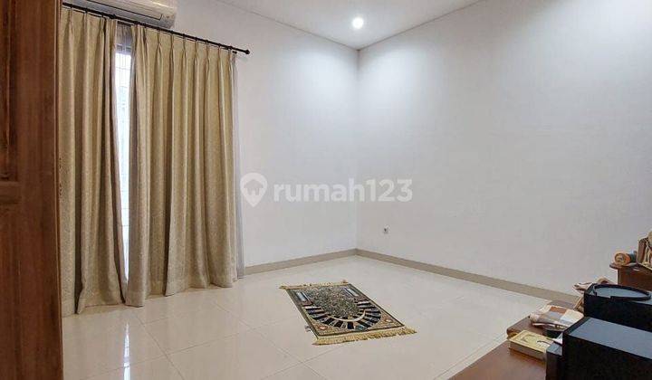 Rumah Bagus 2 Lantai Di Condet Jakarta Timur  2