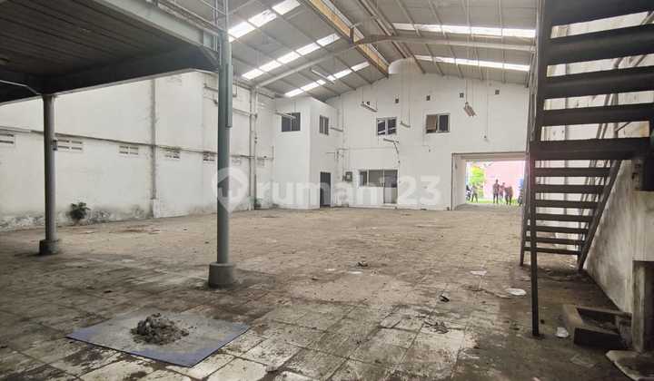 Gudang Siap Pakai di Jatibening Pondok Gede