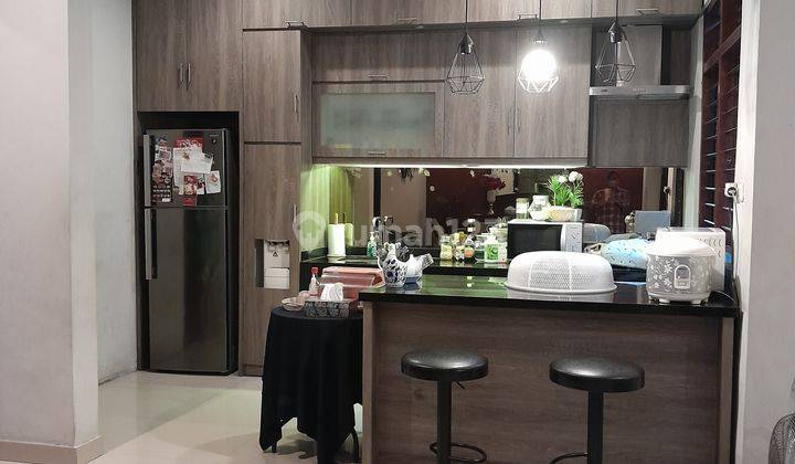 Rumah Secondary Siap Huni Full Furnished Di kebon Pala Jakarta  8
