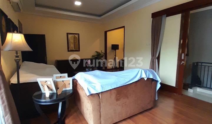 Rumah Secondary Siap Huni Full Furnished Di kebon Pala Jakarta  9