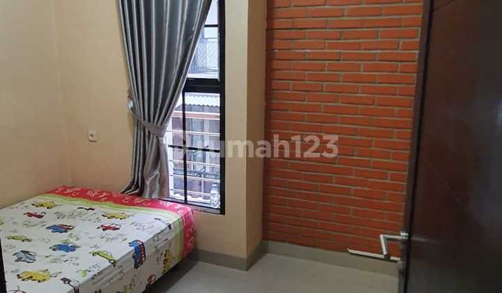 Rumah Secondary Siap Huni Dalam Komplek Di Pasar Rebo 2