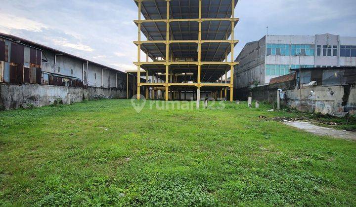 Bangunan komersil di Pondok bambu Jakarta Timur  1