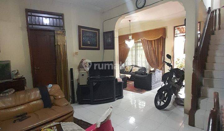 Rumah Secondary Dalam Komplek Di Pondok Kelapa Jakarta Timur  2