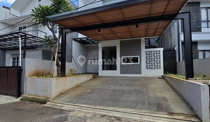 Rumah Modern Dalam Town House Di Pondok Bambu Jakarta Timur  1