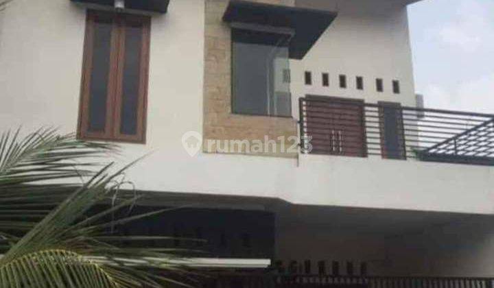 Rumah Bagus 2 Lantai di Kebon pala Jakarta Timur  1