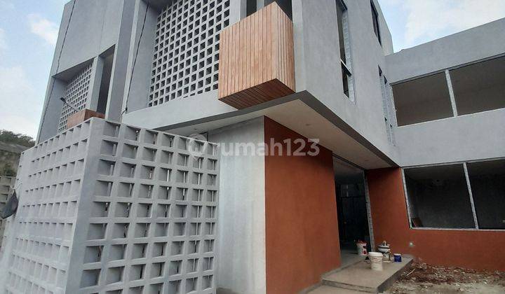 Rumah Baru 2 Lantai Di Komplek Billymoon Jakarta Selatan  2