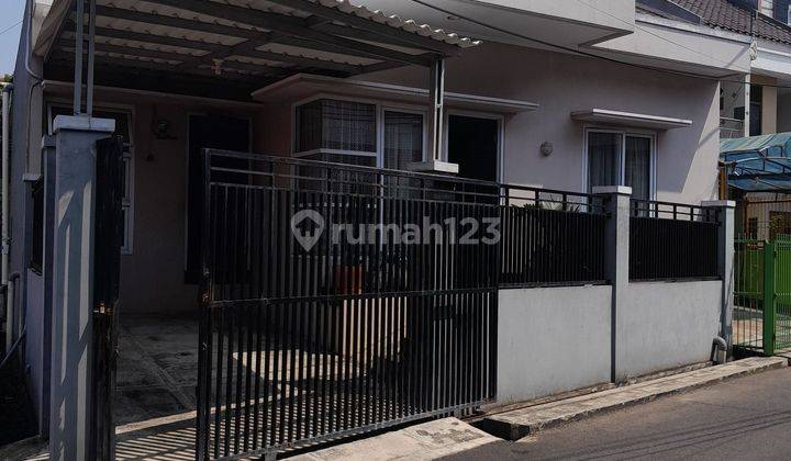 Rumah Bagus Siap Huni di Pondok kelapa Jakarta Timur  2